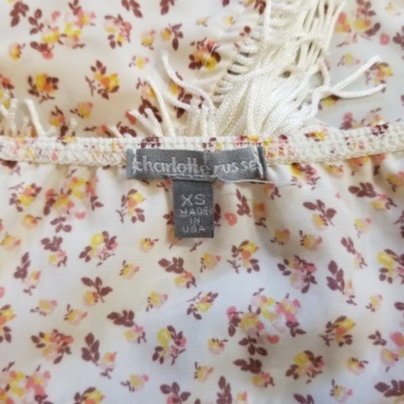 ⬇️⬇️ Charlotte Russe Fringe Tassel Crop Top XS - Picture 7 of 8